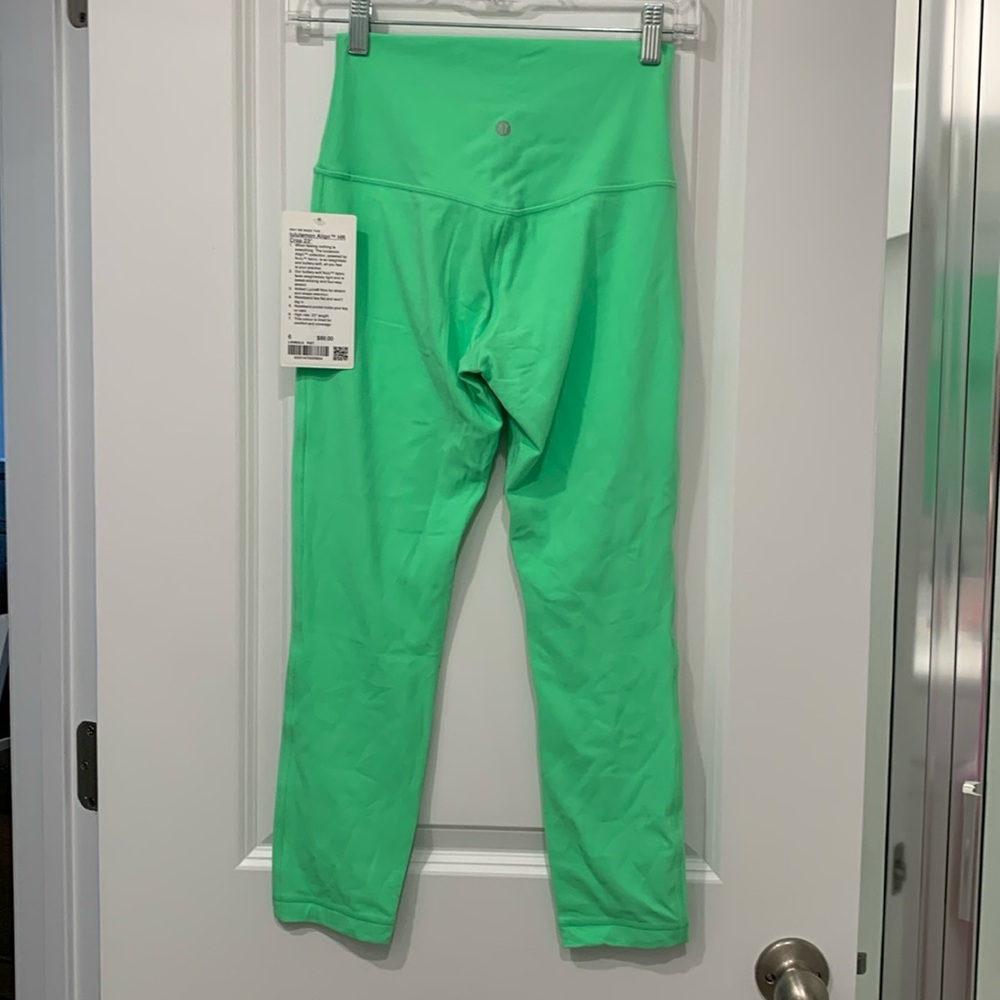 Lululemon Align HR crop 23”. Green/pistachio. NWT